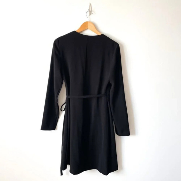 Aritzia Babaton Juro Wrap Dress Black Size Medium - Picture 6 of 9